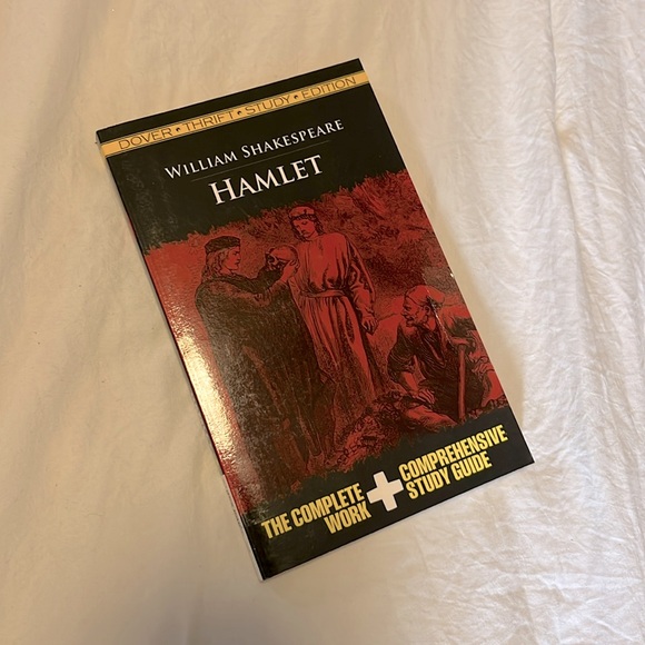 Barnes & Noble Other - Hamlet Paperback Book